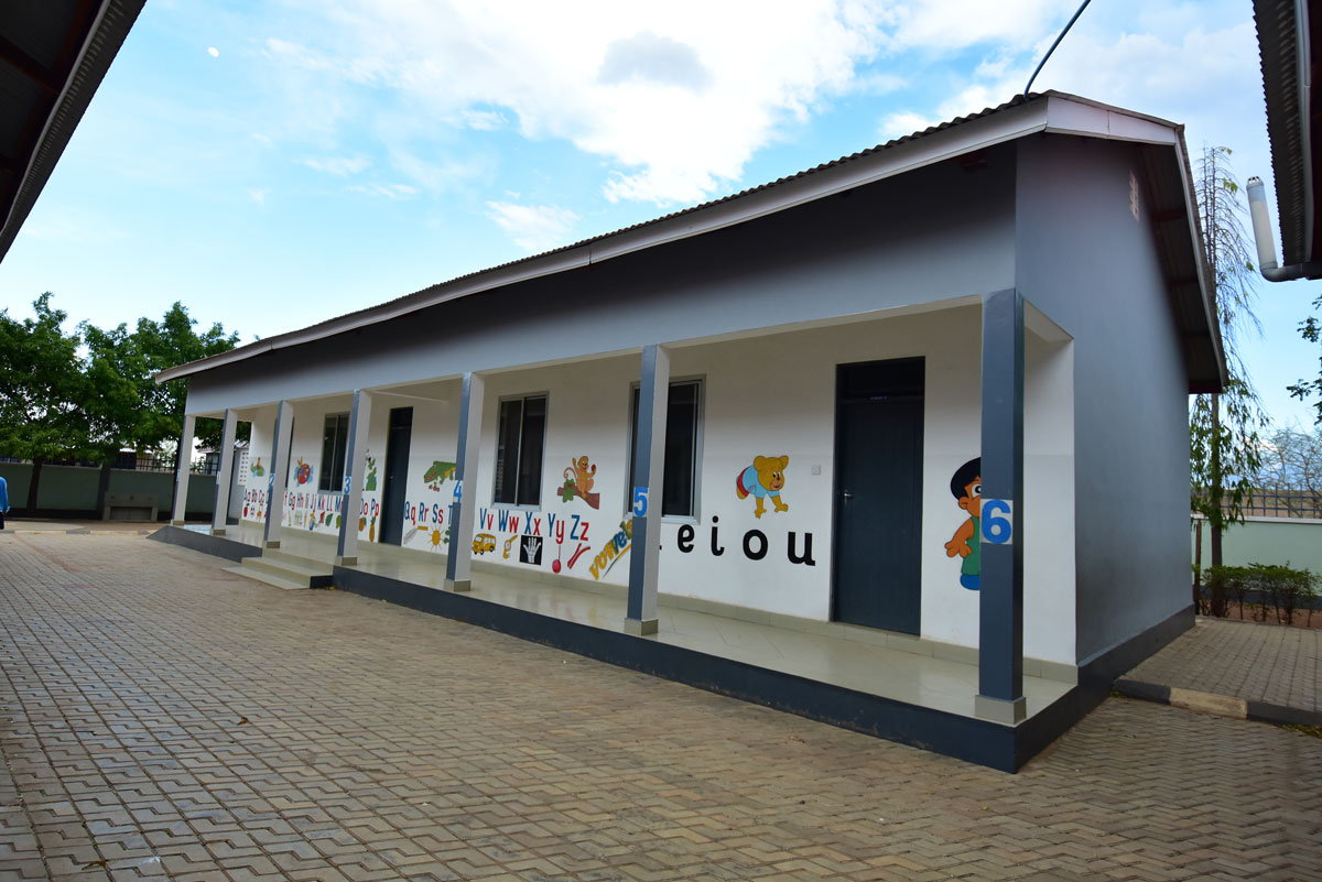 KOM SChools